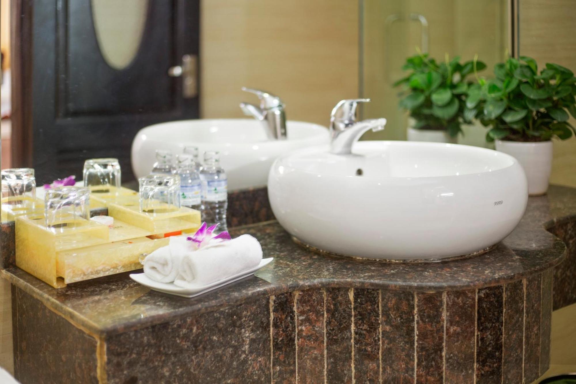 Phuong Anh Hotel 1 Hai Duong Zewnętrze zdjęcie